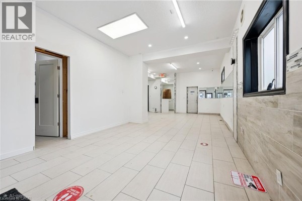 496 King Street E, Kitchener, ON, photo 2