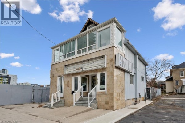 496 King Street E, Kitchener, ON, photo 3