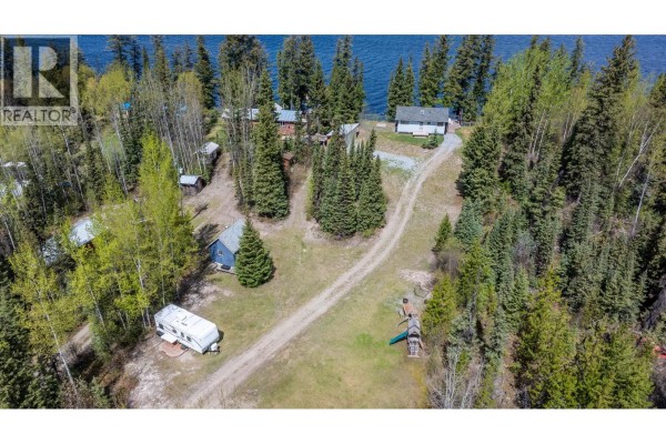 49620 Lloyd Drive, Cluculz Lake, BC, photo 3