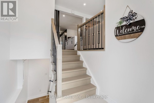 4966 Windgate Drive, Niagara Falls, ON L2H2Z7 Photo 4