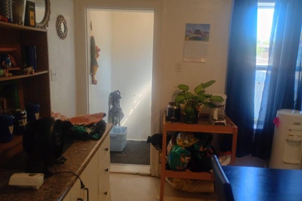 Living room - 497 Bowman Avenue, Winnipeg, MB R2K1P5 Photo 2