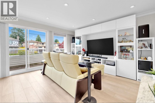 4978 Irmin Street, Burnaby, BC V5J1Y5 Photo 5