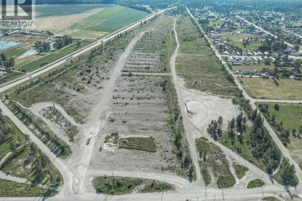 4980 Baillie Grohman Avenue, Canal Flats, BC V0B1B0 Photo 5