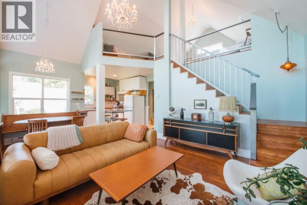 4981 Geer Road, Sechelt, BC V7Z0B9 Photo 4
