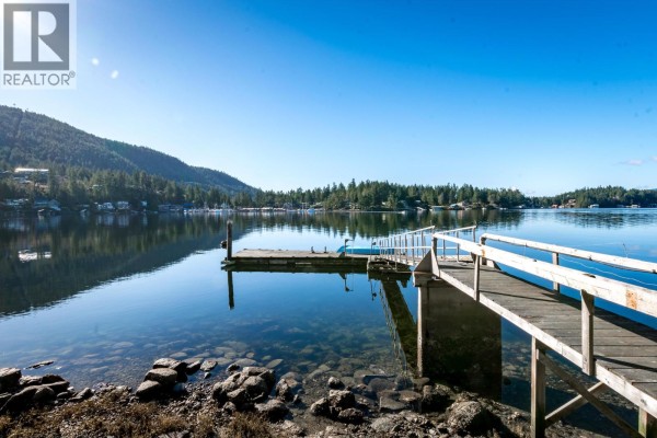 4981 Panorama Drive, Garden Bay, BC V0N1S0 Photo 3
