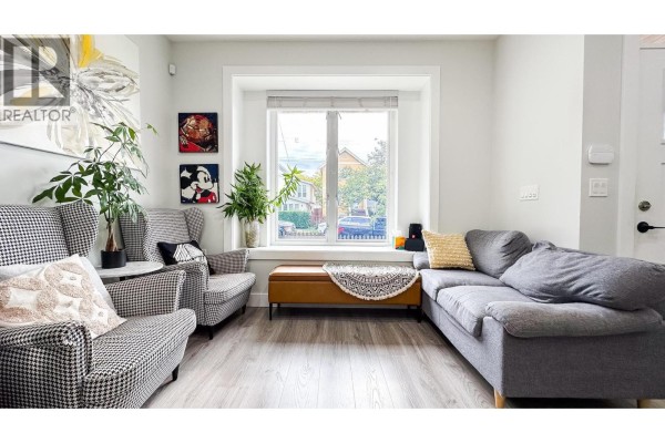 4985 Moss Street, Vancouver, BC V5R3T5 Photo 4