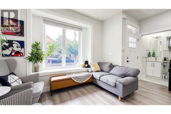 4985 Moss Street, Vancouver, BC V5R3T5 Photo 5