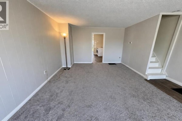 Bedroom - 499 2 Street Sw, Drumheller, AB T0J0Y6 Photo 4