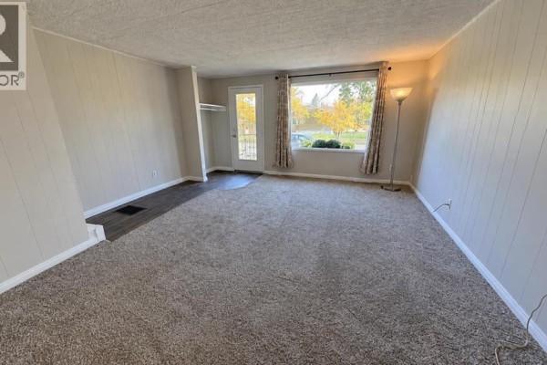 Bedroom - 499 2 Street Sw, Drumheller, AB T0J0Y6 Photo 5