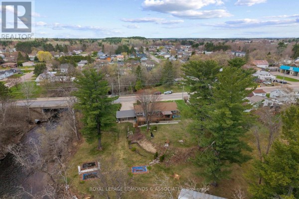 499 Boundary Road E, Pembroke, ON K8A6L7 Photo 5
