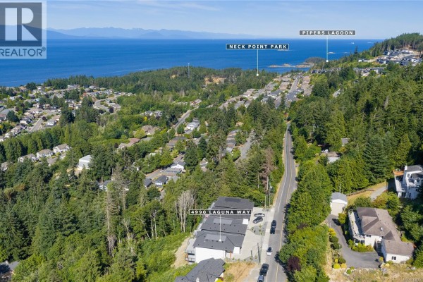 4990 Laguna Way, Nanaimo, BC, photo 2