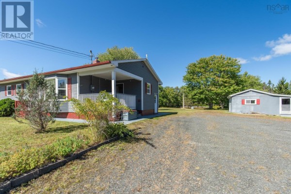 Living room - 4991 Highway 308, Belleville North, NS B0W3M0 Photo 3