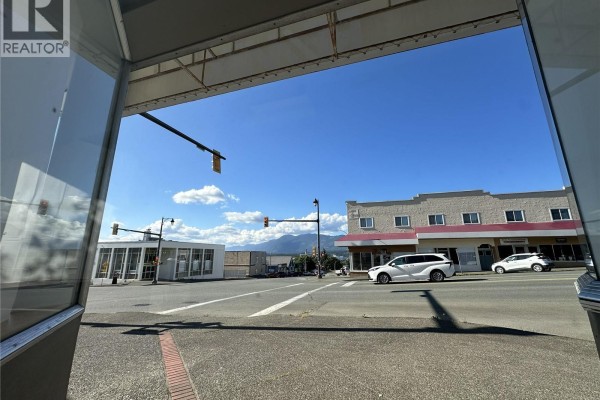 4994 Argyle St, Port Alberni, BC, photo 2