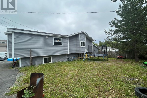Porch - 49a Earle Street, Grand Falls Windsor, NL A2B1H4 Photo 4