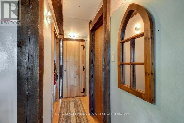 Bedroom - 49a Mcallister Road, Bancroft, ON L8H6K4 Photo 4