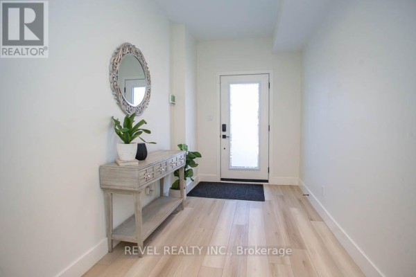 3pc Ensuite bath - 4a Harris Avenue, Brantford, ON N3R2E9 Photo 4