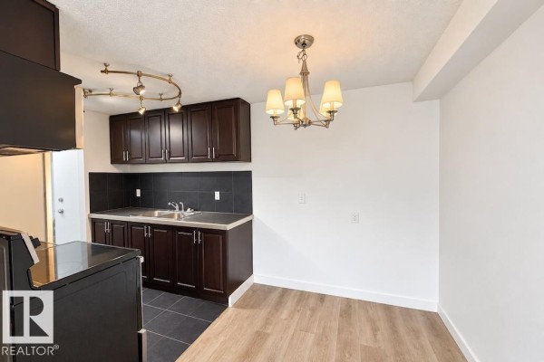 #4c 5715 133 Av Nw Nw, Edmonton, AB, photo 3