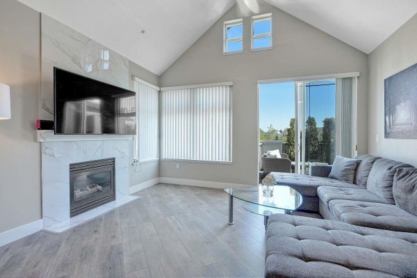 4th Floor 15350 16a Avenue, Surrey, BC V4A1S9 Photo 2