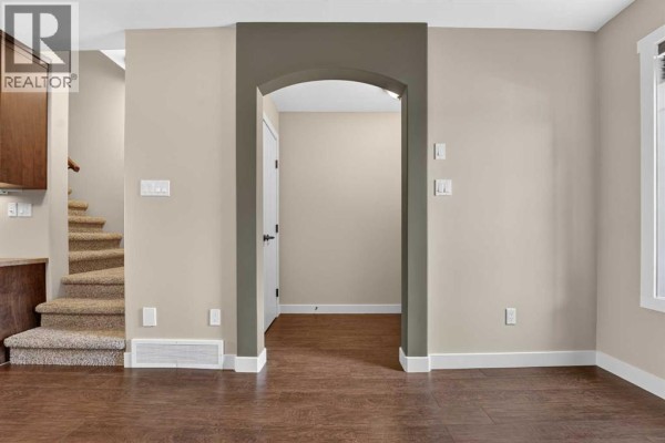 2pc Bathroom - 5, 3814 Sundance Close, Coalhurst, AB T0L0V0 Photo 4