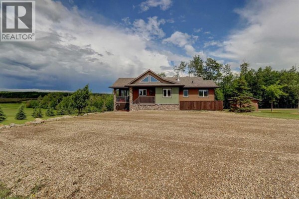 Primary Bedroom - #5, 70539 250 Range, Rural Greenview No  16, M D  Of, AB T8V1G2 Photo 3