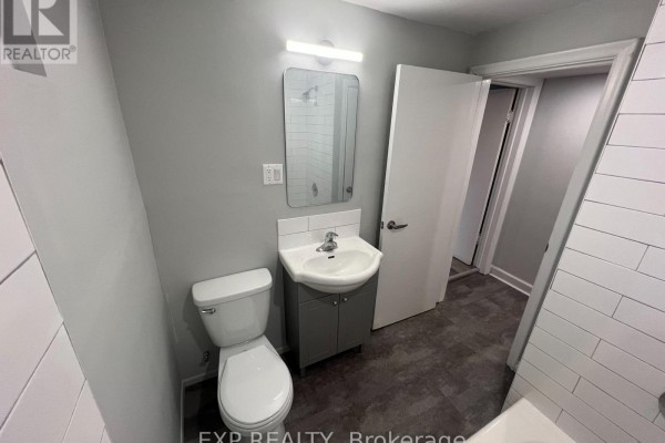 5 - 1 Henderson Avenue, Brampton, ON L6Y1J6 Photo 5