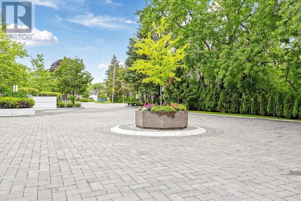 5 - 1 Watergarden Way, Toronto, ON, photo 2