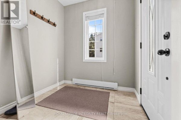 Bedroom - 5 - 10 Castlegreen Private, Ottawa, ON K1T3N2 Photo 4
