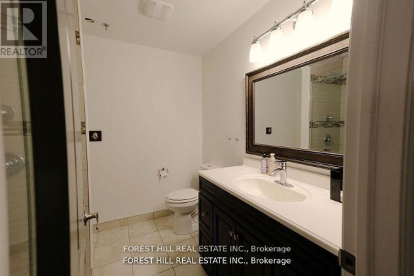 5 - 1211 Gorham Street, Newmarket, ON L3Y8Y3 Photo 3