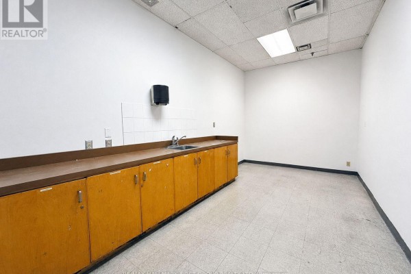 5 - 126 Commercial Avenue, Ajax, ON L1S2H5 Photo 5