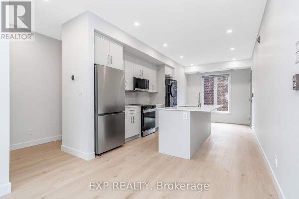 5 - 1267 Summerville Avenue, Ottawa, ON K1Z8G6 Photo 3