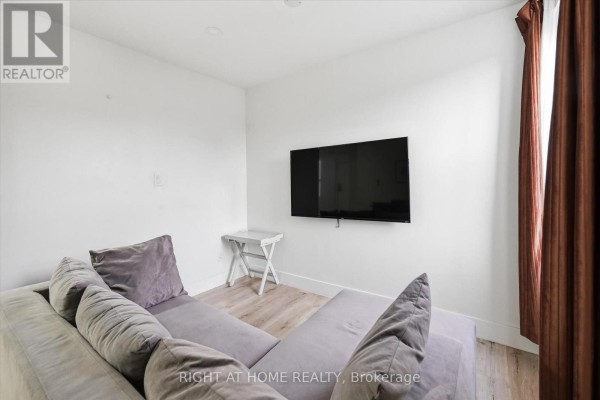 5 - 13 Westinghouse Avenue, Hamilton, ON L8L6E4 Photo 5
