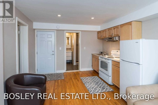 Dining room - 5 - 15 Markdale Avenue, Toronto, ON M6C1S8 Photo 3