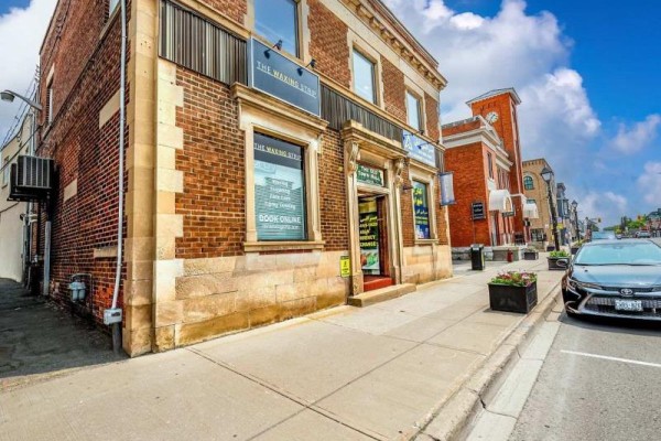 5 - 15221 Yonge Street, Aurora, ON L4G1L8 Photo 2