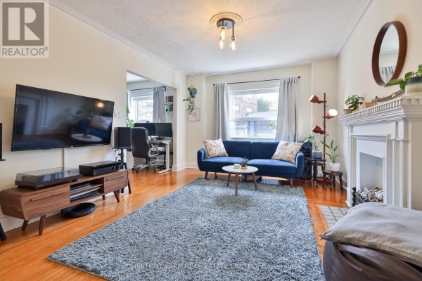 Eating area - 5 - 1648 Bathurst Street, Toronto, ON M5P3J7 Photo 4