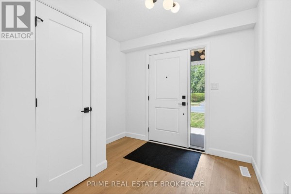 Great room - 5 - 177 Chestnut Street, Lucan Biddulph, ON N0M2J0 Photo 3