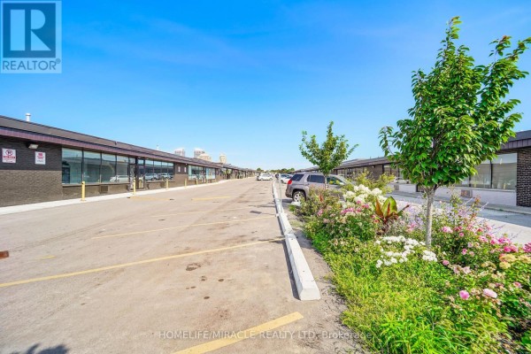 5 - 1940 Ellesmere Road, Toronto, ON M1H2V7 Photo 2