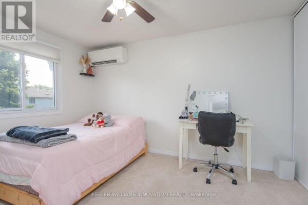 Primary Bedroom - 5 - 90 Ferman Drive, Guelph, ON N1H8E6 Photo 5