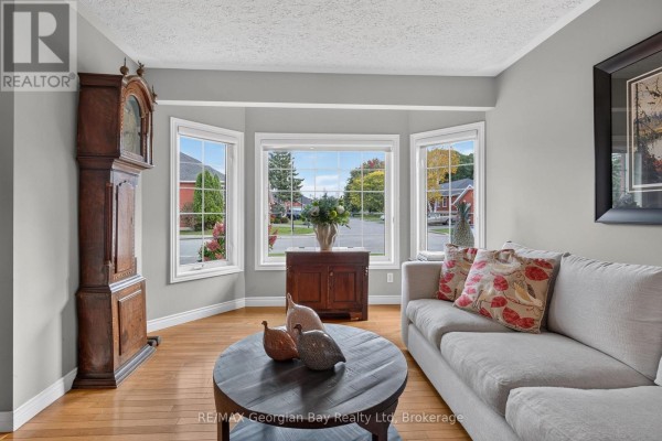 Family room - 5 - 90 Thompsons Road, Penetanguishene, ON L9M2H1 Photo 5