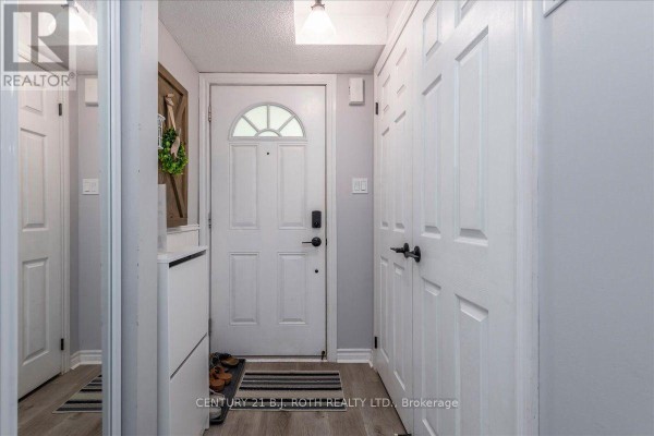 5 - 93 Goodwin Drive, Barrie, ON, photo 2