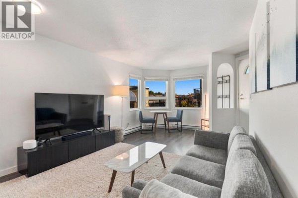 5 1101 W 8th Avenue, Vancouver