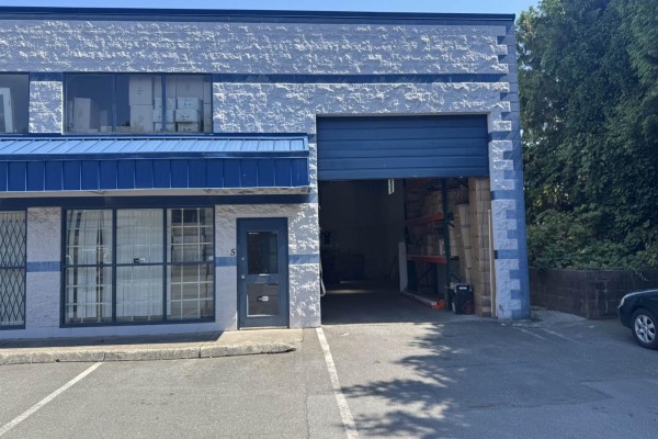 5 12312 82a Avenue, Surrey, BC V3W0T7 Photo 2