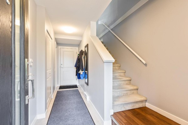 5 15938 27 Avenue, Surrey, BC V3Z0T2 Photo 3