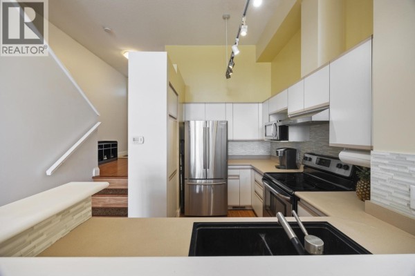 5 3586 Rainier Place, Vancouver, BC V5S4T3 Photo 5