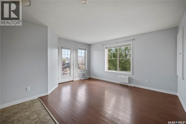 4pc Bathroom - 5 5011 James Hill Road, Regina, SK S4W0B9 Photo 5