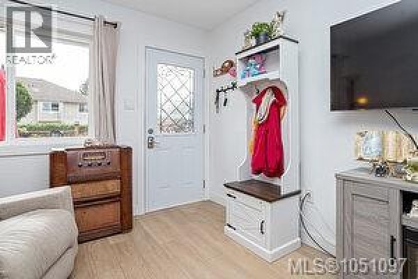 Kitchen - 5 974 Dunford Ave, Langford, BC V9B2S3 Photo 5