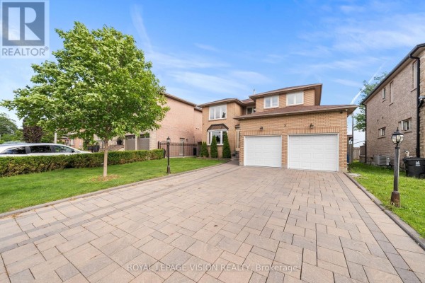 5 Anson Avenue, Toronto, ON M1M1X2 Photo 2