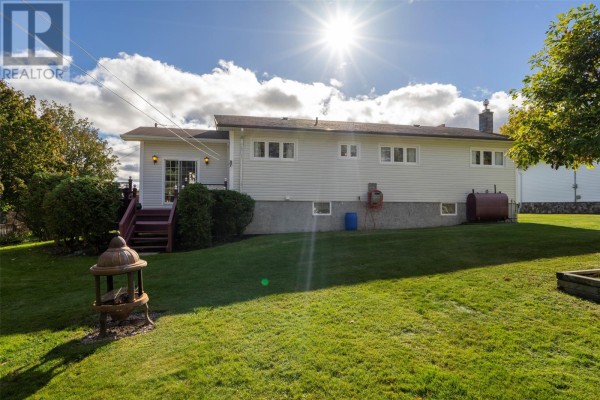 Laundry room - 5 Butler Drive, Bay Roberts, NL A0A1G0 Photo 3