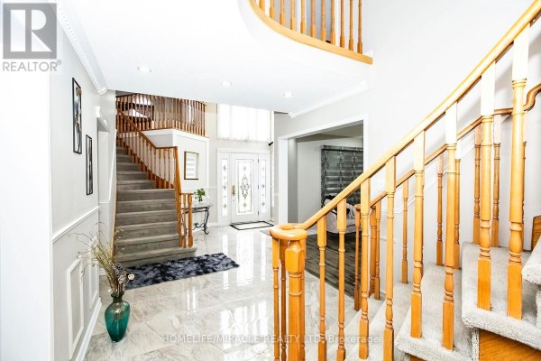 Kitchen - 5 Butlermere Drive, Brampton, ON L6Y4S1 Photo 5