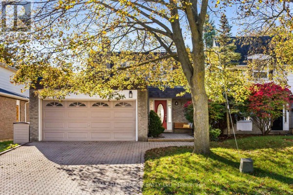 5 Chumleigh Crescent, Markham