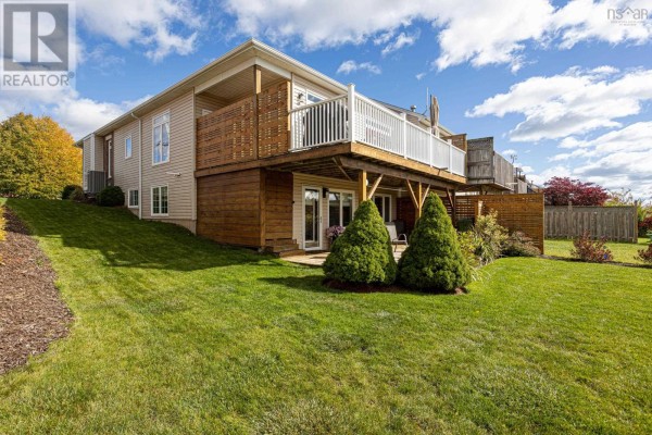 4pc Ensuite bath - 5 Cloverfield Court, Dartmouth, NS B2W0E6 Photo 2